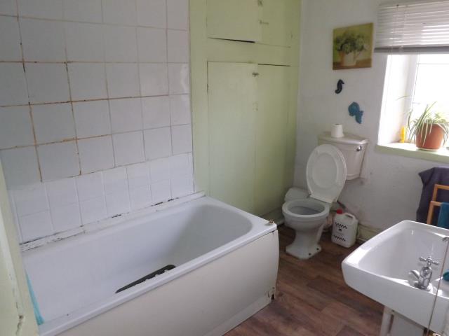 37 New Exeter Street, Chudleigh, Newton Abbot, Devon TQ13 0DA