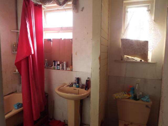 35 Clifton Road, Paignton, Devon TQ3 3LQ