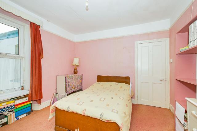 15 Mount Pleasant Road, Camborne, Cornwall TR14 7RH