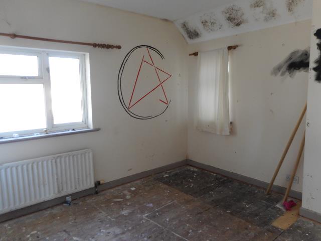 48 East Pafford Avenue, Torquay TQ2 8DA