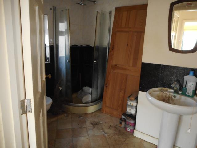 48 East Pafford Avenue, Torquay TQ2 8DA