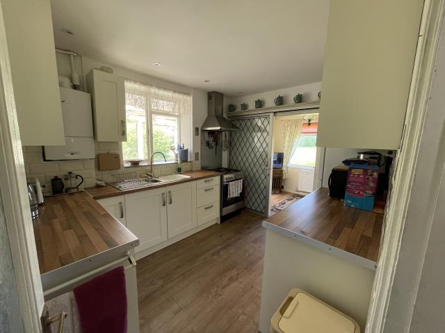 Bernadot Cottage, Crediton Road, Cowley, Exeter, Devon EX5 5EP