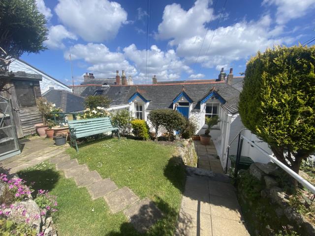 St Clements Cottage, St. Clements Terrace, Mousehole,cornwall TR19 6SJ