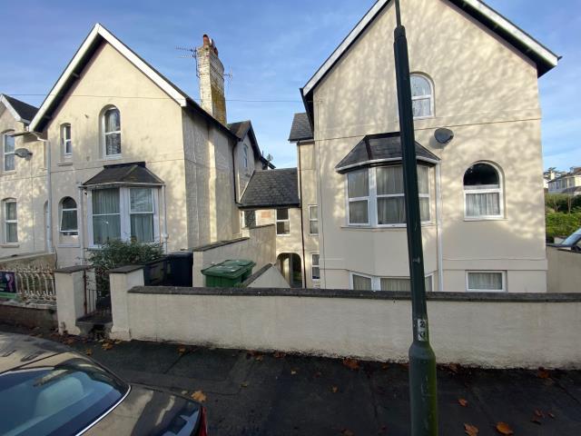 Flat 3, Longpark Lodge, 66 Thurlow Road TQ1 3EG