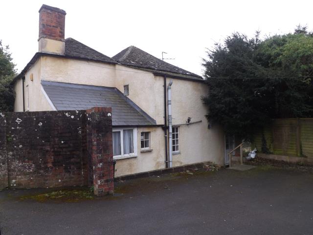 17 Merlin Haven, Wotton-under-edge, Gloucestershire GL12 7BA