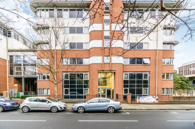 205 Central Park Towers, 28 Central Park Avenue, Plymouth PL4 6NE