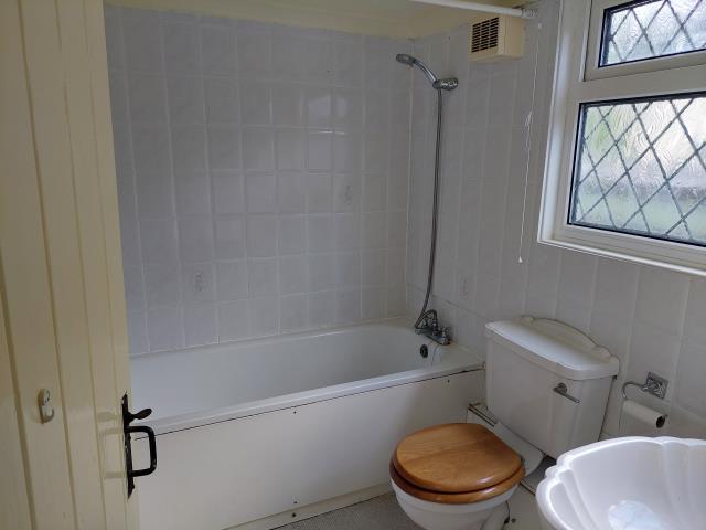 30 Holcombe Village, Holcombe, Dawlish, Devon EX7 0JR