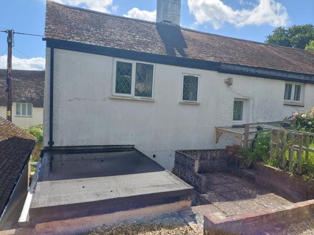 30 Holcombe Village, Holcombe, Dawlish, Devon EX7 0JR