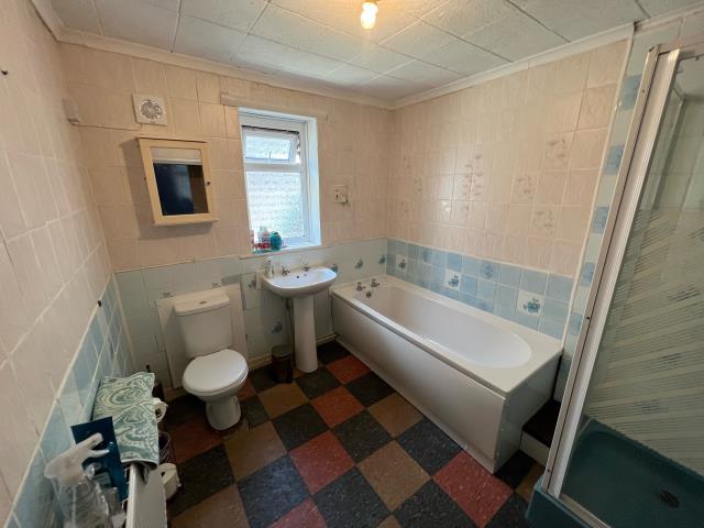 Charwyn, Porcupine, Par, Cornwall PL24 2RP