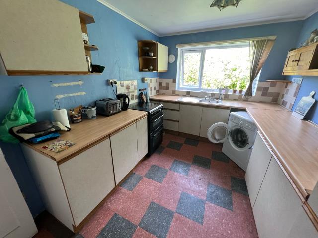 Charwyn, Porcupine, Par, Cornwall PL24 2RP