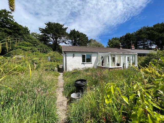 Charwyn, Porcupine, Par, Cornwall PL24 2RP