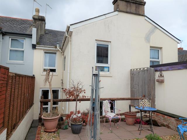 19 York Road, Paignton, Devon TQ4 5NN