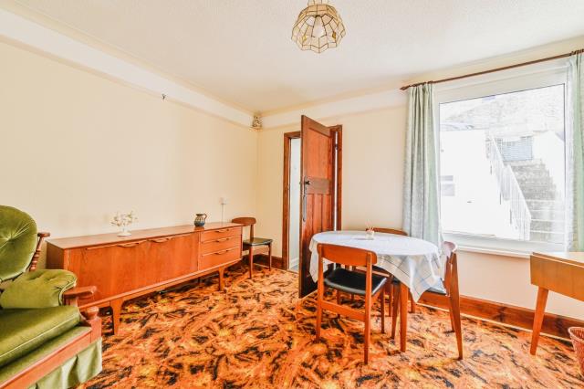 Suncrest, Barbican Hill, Looe, Cornwall PL13 1BQ