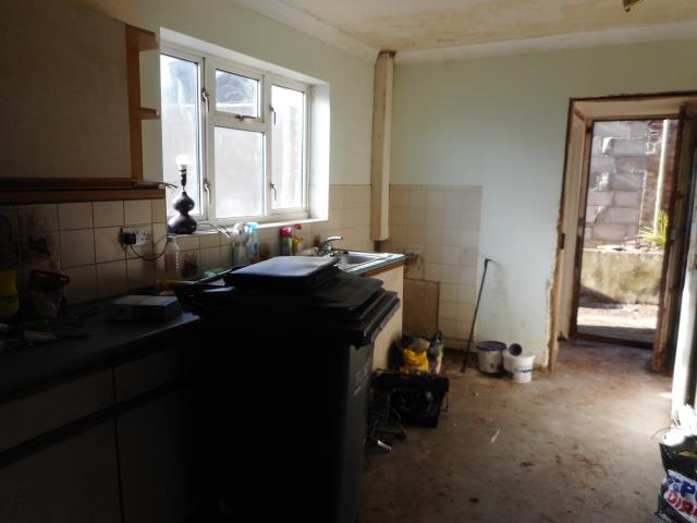 48 East Pafford Avenue, Torquay TQ2 8DA