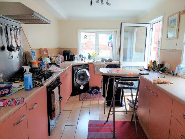 19 York Road, Paignton, Devon TQ4 5NN