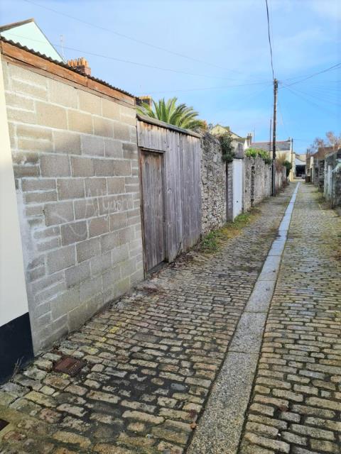 13 Clarence Place, Stonehouse, Plymouth PL1 3JW