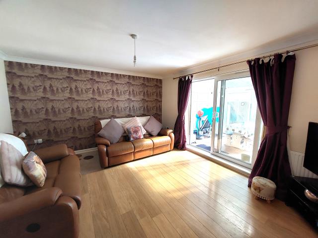 2 Carn Bargus, Whitemoor, Nanpean, St. Austell, Cornwall PL26 7XF