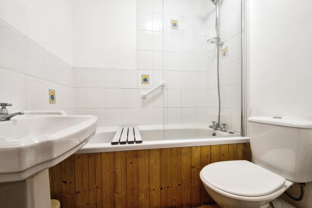 11 Brook View, Totnes, Devon TQ9 5FH