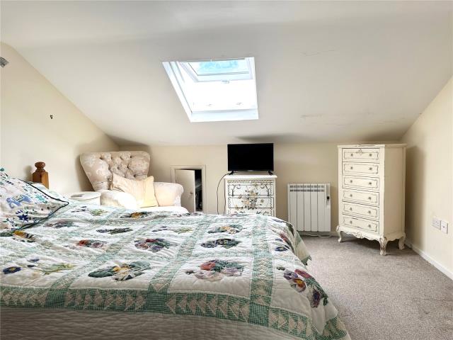 11 Brook View, Totnes, Devon TQ9 5FH