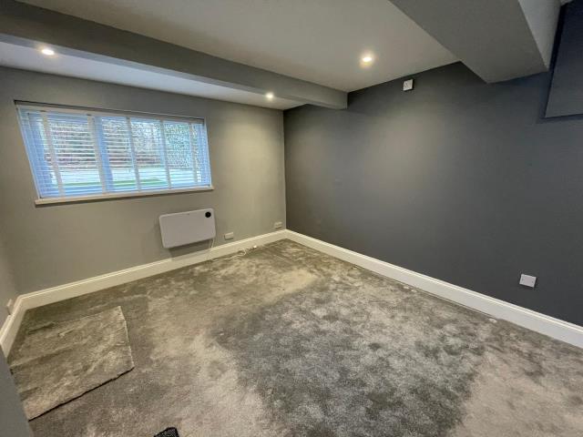 Sandpiper, 28 Youngs Park Road, Paignton, Devon TQ4 6BU