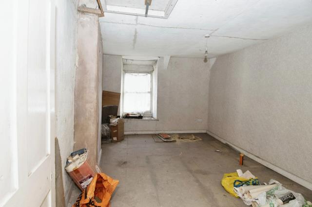 58 West Street, Millbrook, Torpoint, Cornwall PL10 1AE