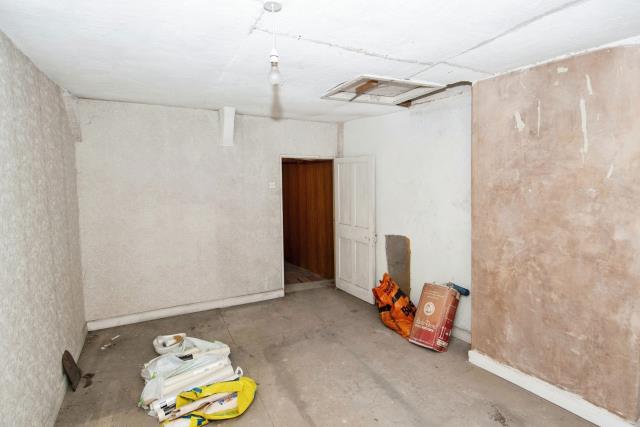 58 West Street, Millbrook, Torpoint, Cornwall PL10 1AE