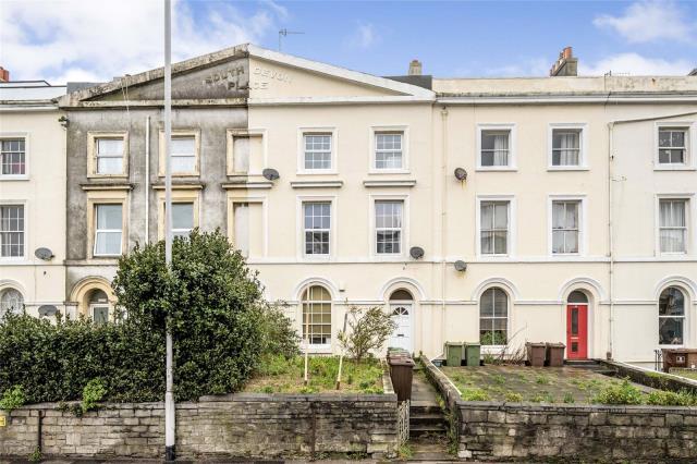 Flat 2, 59 Embankment Road, Plymouth PL4 9HX