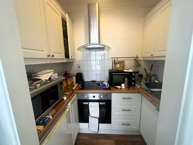 Flat 5, 49 Haddington Road, Plymouth PL2 1RR