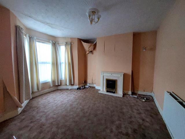 17 Third Avenue, Camels Head, Plymouth PL2 2EH