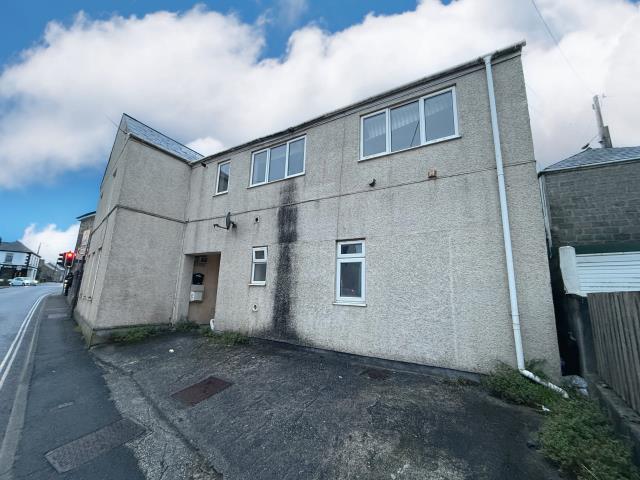 3 Carclaze Road, St. Austell, Cornwall PL25 3AG