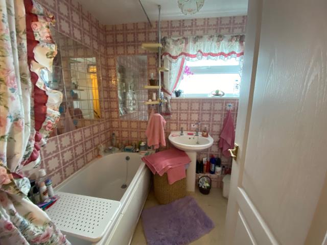 9 Cockington Close, Plymouth PL6 8RF