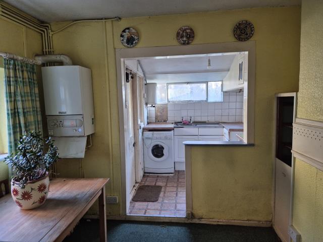 17 Third Avenue, Camels Head, Plymouth PL2 2EH