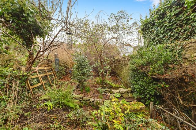 71 Wolborough Street, Newton Abbot, Devon TQ12 1LG