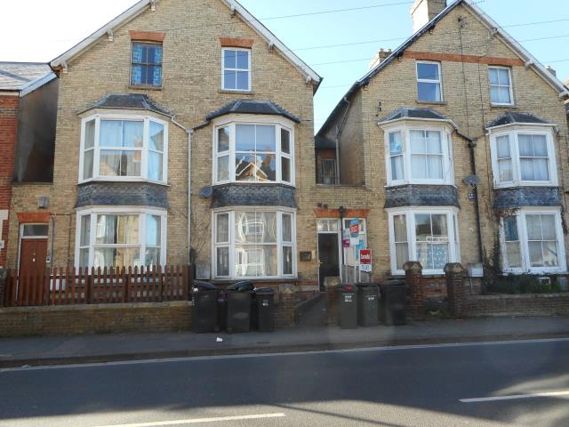 Flat 6, 65, Cheddon Road, Taunton, Somerset TA2 7BX