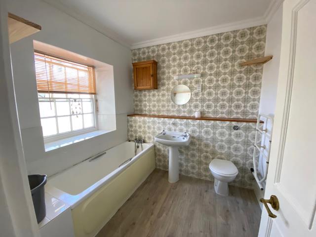 Flat 3, Chycelin, Alverton Terrace, Penzance, Cornwall TR18 4JH