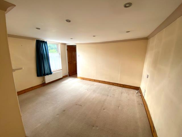 51 Old Exeter Road, Newton Abbot, Devon TQ12 2NH