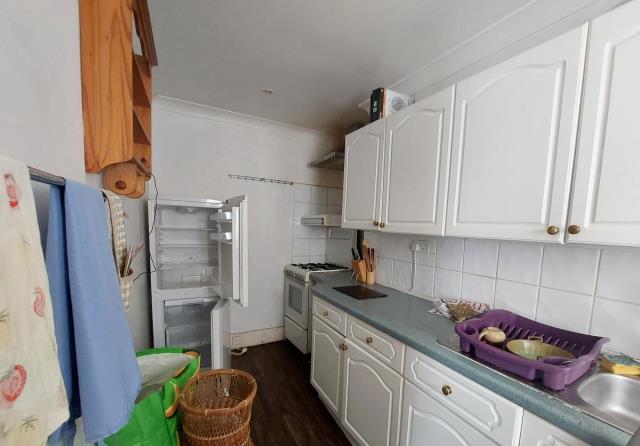 127 Newton Road, Torquay TQ2 7AJ