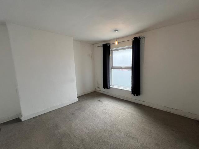 151 Queen Street, Newton Abbot, Devon TQ12 2BS