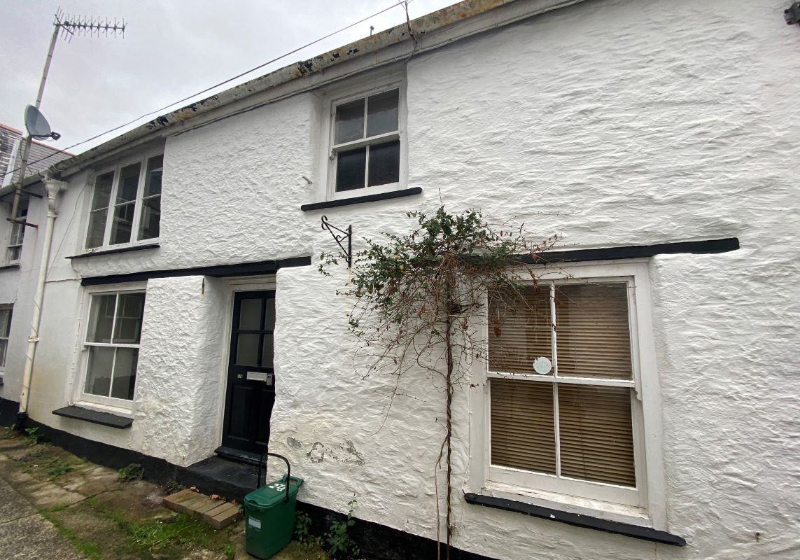 27A Higher Market Street, Penryn, Cornwall, TR10 8EF