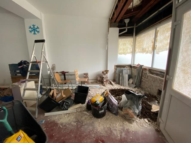 2 Drew Street, Brixham, Devon TQ5 9JU