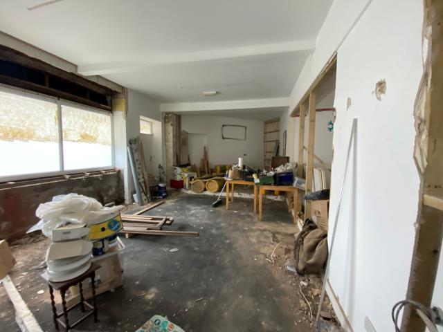 2 Drew Street, Brixham, Devon TQ5 9JU