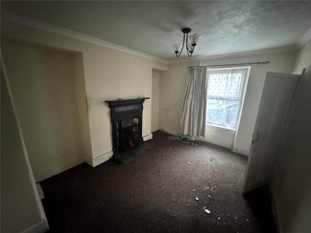 39 Vyvyan Street, Camborne, Cornwall TR14 8AS