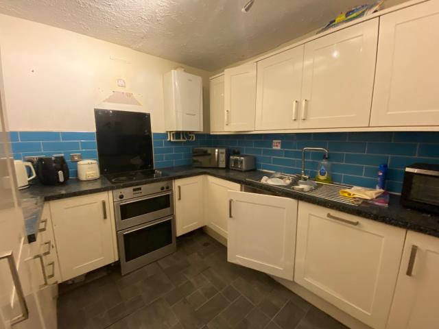 70 Warbro Road & The Garden Flat, Torquay TQ1 3PS