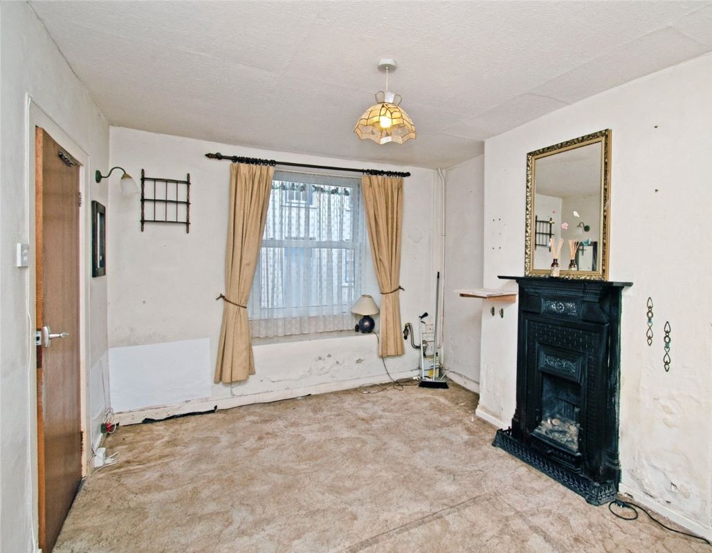 21 Carclew Street, Truro, Cornwall, TR1 2DY