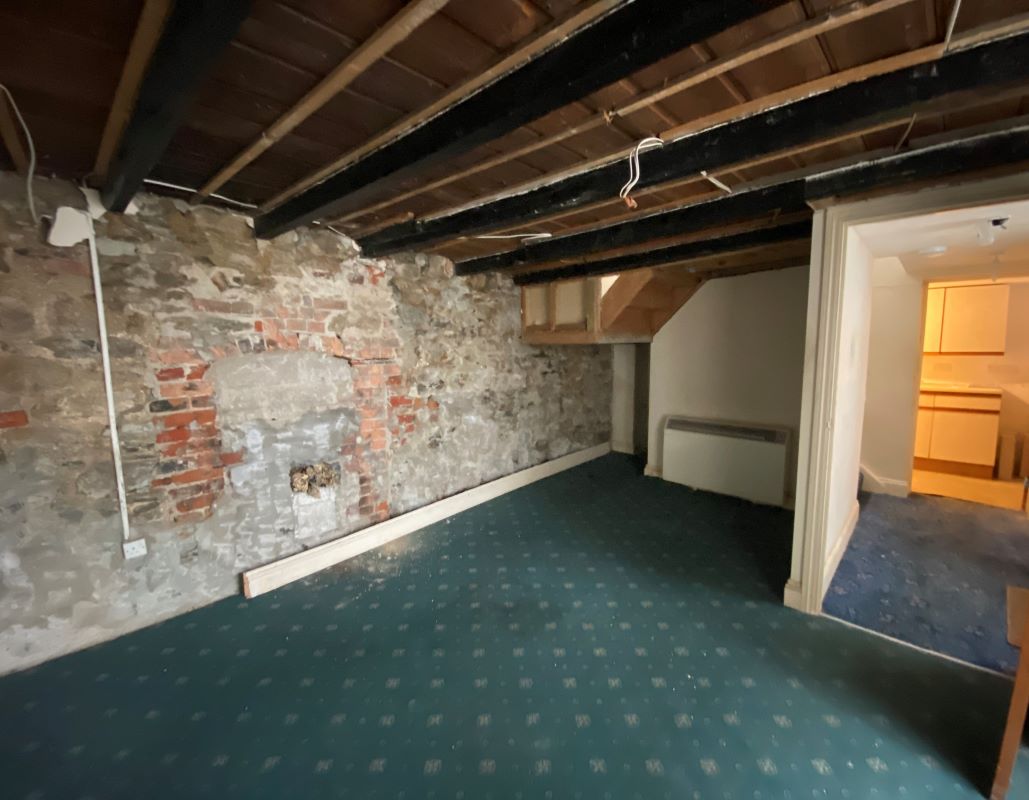 27A Higher Market Street, Penryn, Cornwall, TR10 8EF