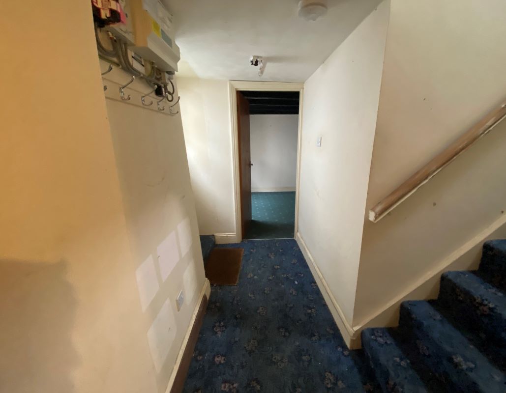 27A Higher Market Street, Penryn, Cornwall, TR10 8EF