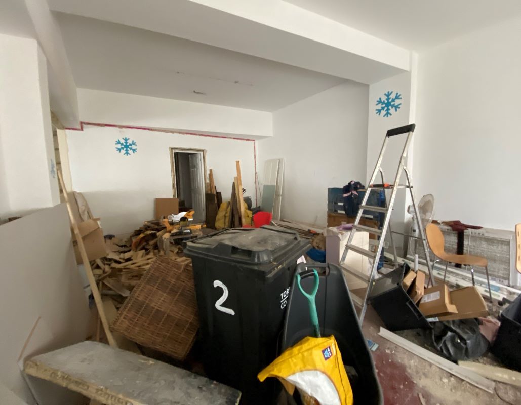 2 Drew Street, Brixham, Devon, TQ5 9JU