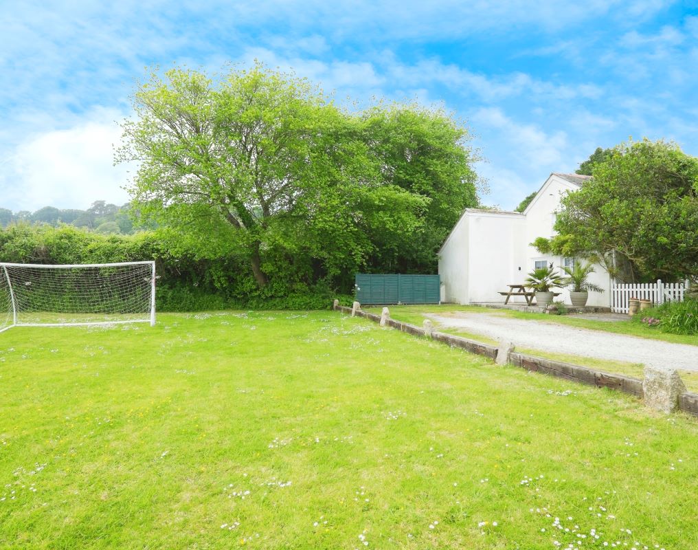 Higher Trenoweth, Longstone, St Ives, Carbis Bay, Cornwall, TR26 3LT