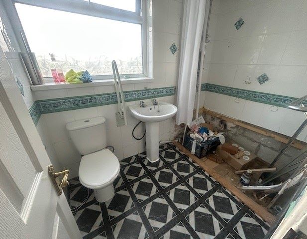 1 Pendrea Place, Gulval, Penzance, Cornwall, TR18 3NE