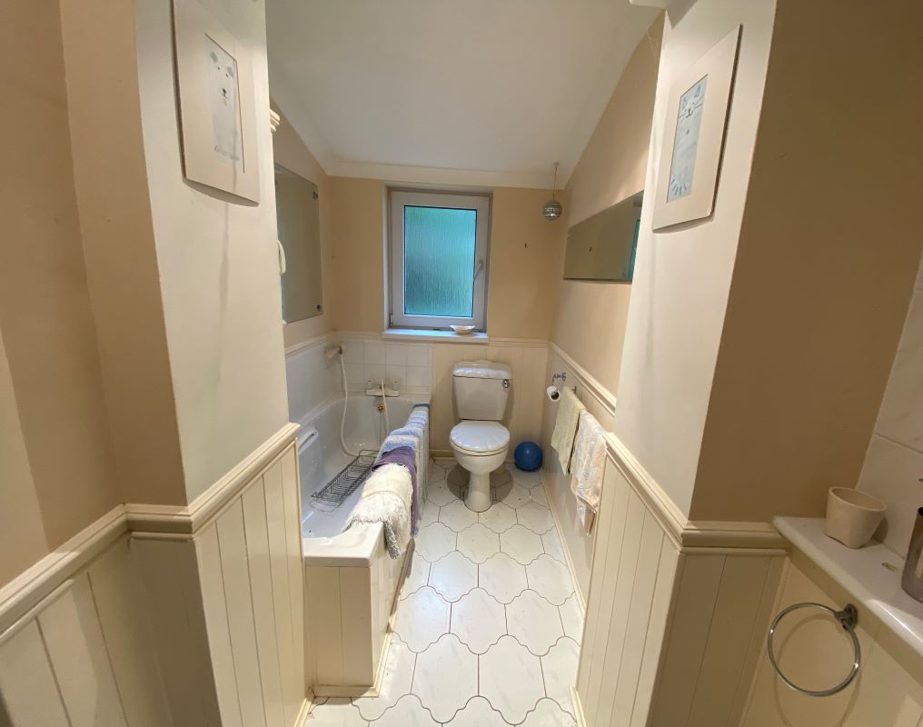 Southwind, Portuan Road, Looe, Cornwall, PL13 2DN